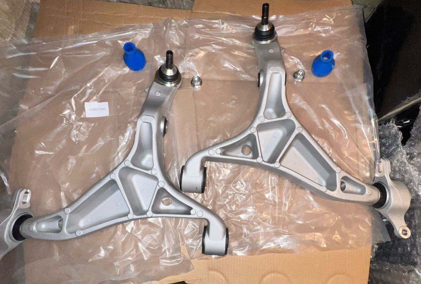 2XFOR JEEP GRAND CHEROKEE WK2 2010- FRONT LOWER SUSPENSION WISHBONE CONTROL ARMS