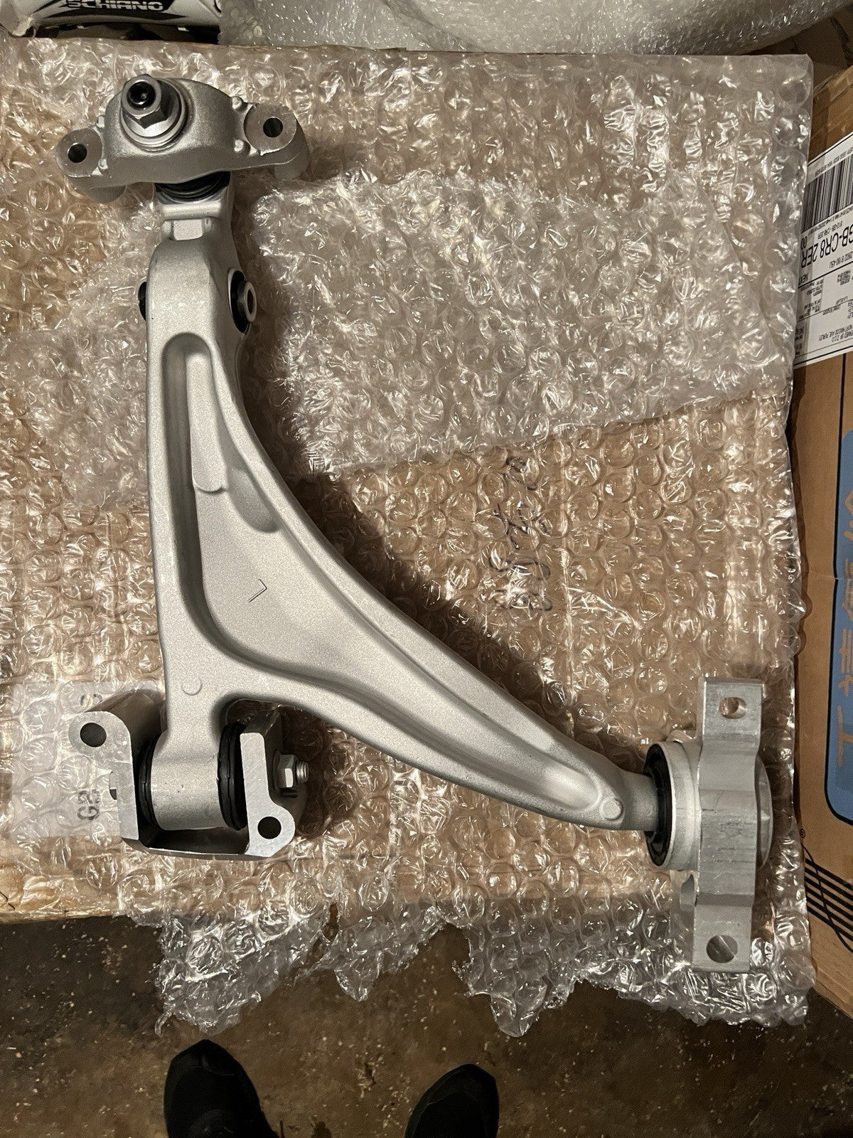 2 of Front Lower Left Right Control Arms Fit Volvo XC90 XC60 T5 T6 T8 B6 2016-