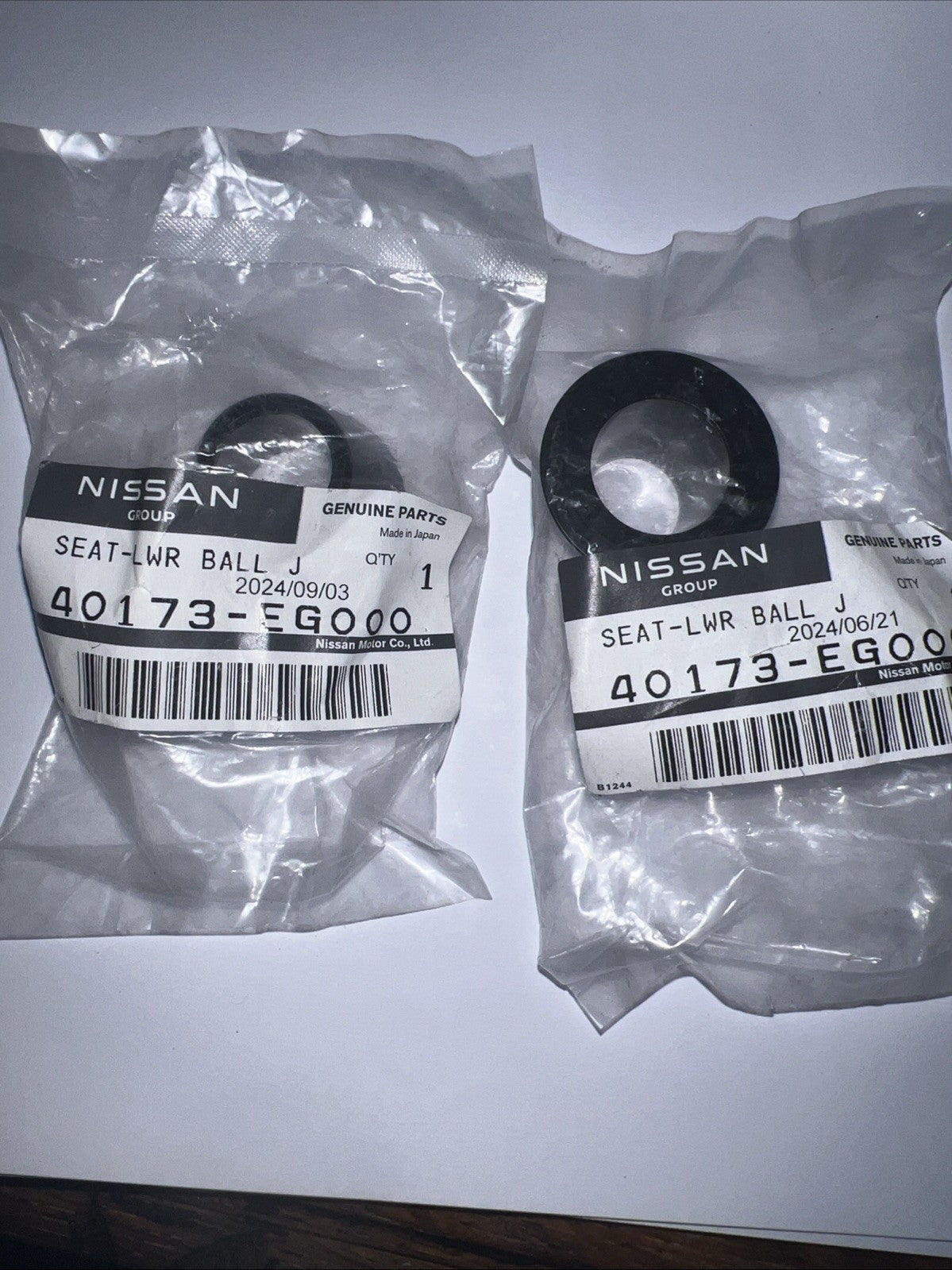 2x Front Lower Suspension Arms FOR INFINITI QX70 FX 54500 - 1CA0C 54501 - 1CA0C - Auto Parts Store