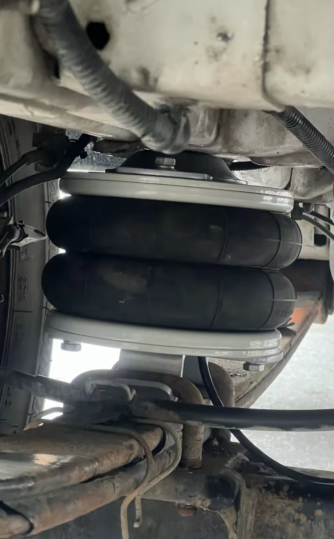 Air Suspension Kit Compressor For Fiat Ducato Citroen Relay Peugeot Boxer 1994 - 2024 4000kg - Auto Parts Store