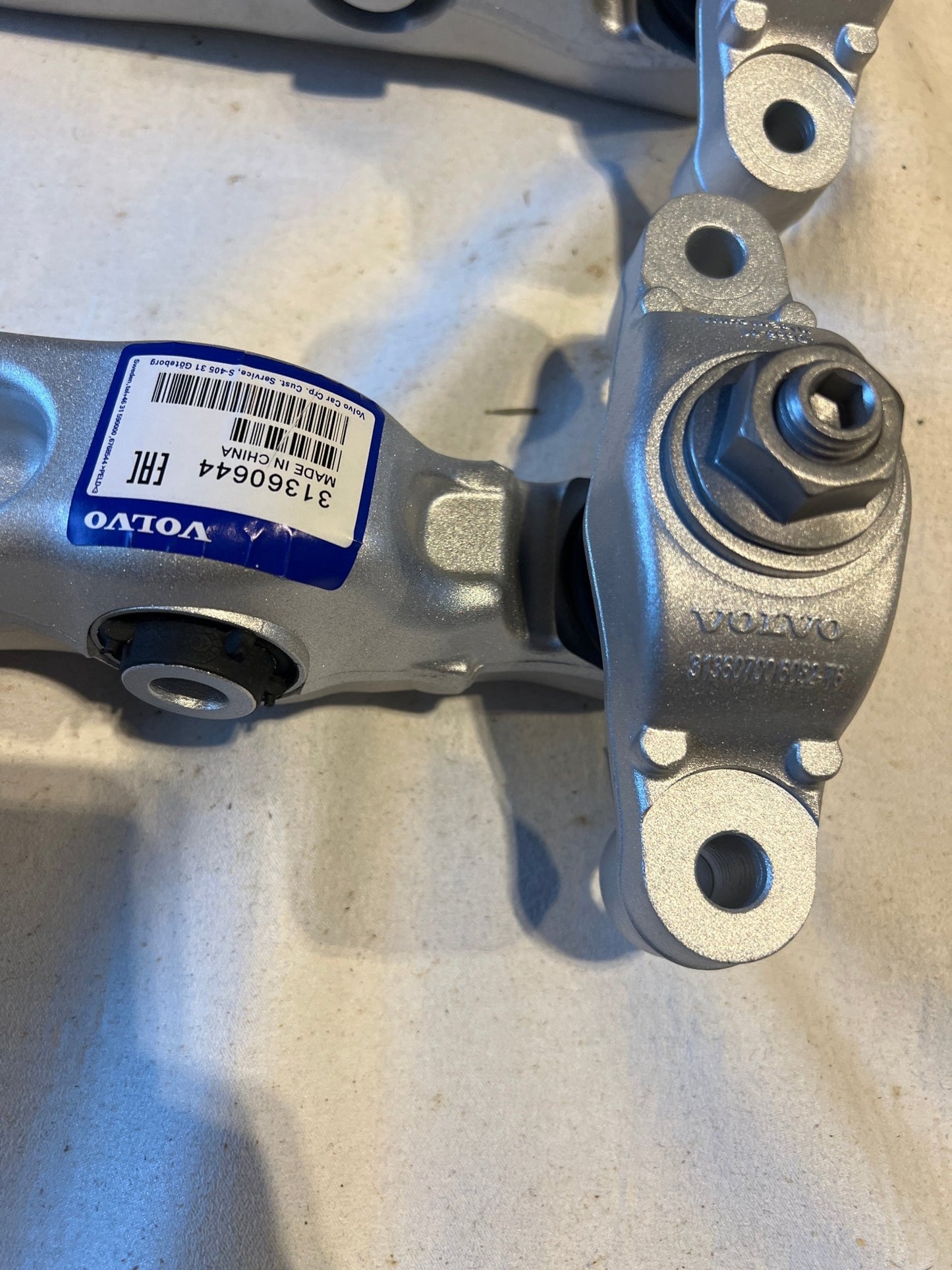 Original Front Lower Left Right Control Arms Fit Volvo XC90 XC60 2016 - 31360644, 31360651 - Part333 Auto Parts UK