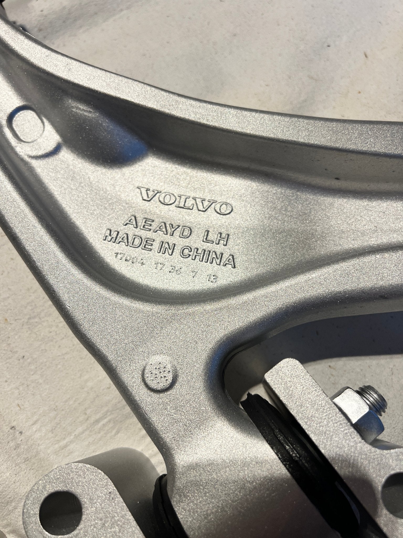 Original Front Lower Left Right Control Arms Fit Volvo XC90 XC60 2016 - 31360644, 31360651 - Part333 Auto Parts UK